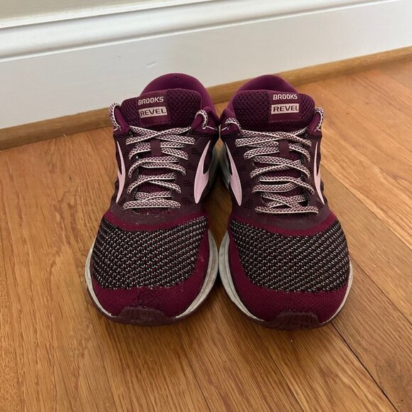 Brooks Revel Women’s Running Sneaker Shoes Plum Purple Maroon Burgundy 9.5 - Picture 2 of 7